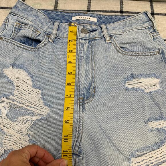 Pac Sun Size 26 Women's Mom Jeans High Waist Distressed Holes Light Wash - Picture 8 of 13